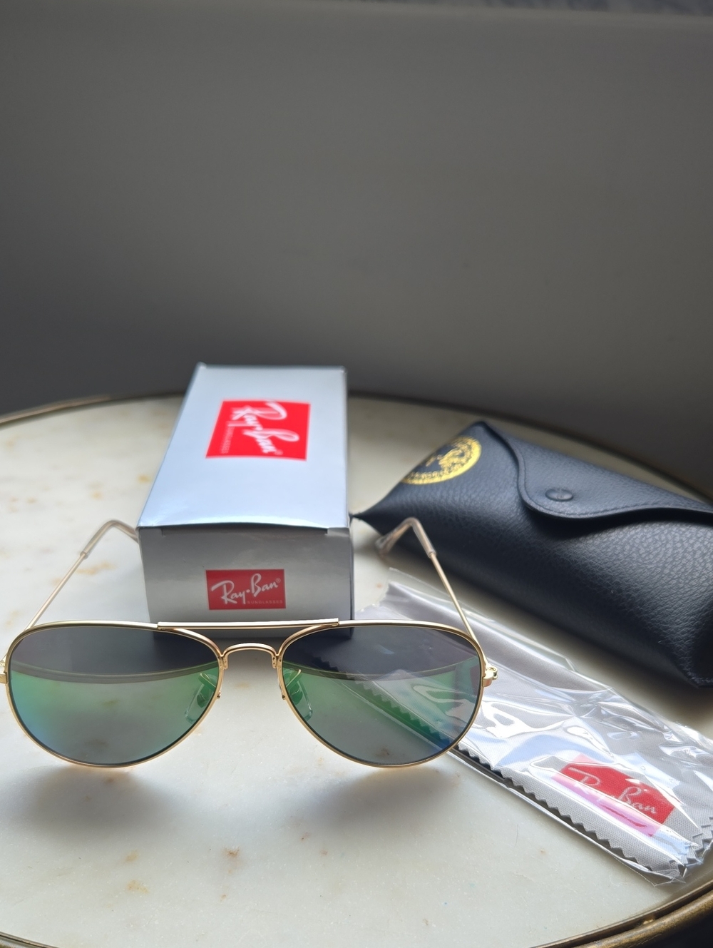 Ray-Ban Gold Aviator Sunglasses with Green Lenses